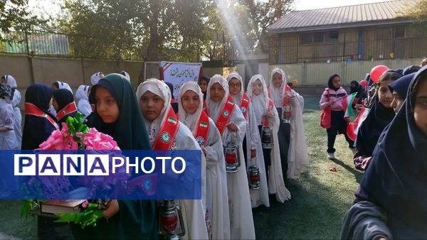 برگزاری همایش دانش‌آموزان پیشتاز منطقه ۱۰