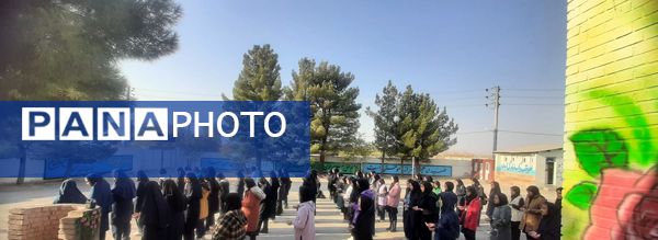 صبحگاه دبیرستان دخترانه دوره اول پروین اعتصامی  روستای انداد