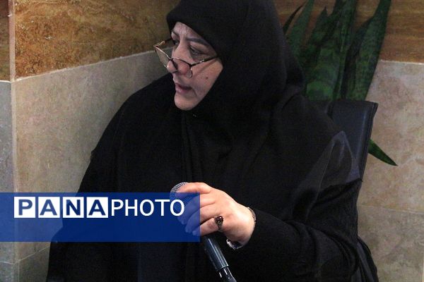 آوای غریب مهتاب؛ مرثیه‌ای برای بضعه الرسول در دبیرستان‌ولایت بهارستان‌دو