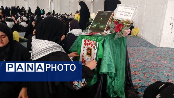 برگزاری اجتماع بزرگ حلقه صالحین در مصلی کرج 