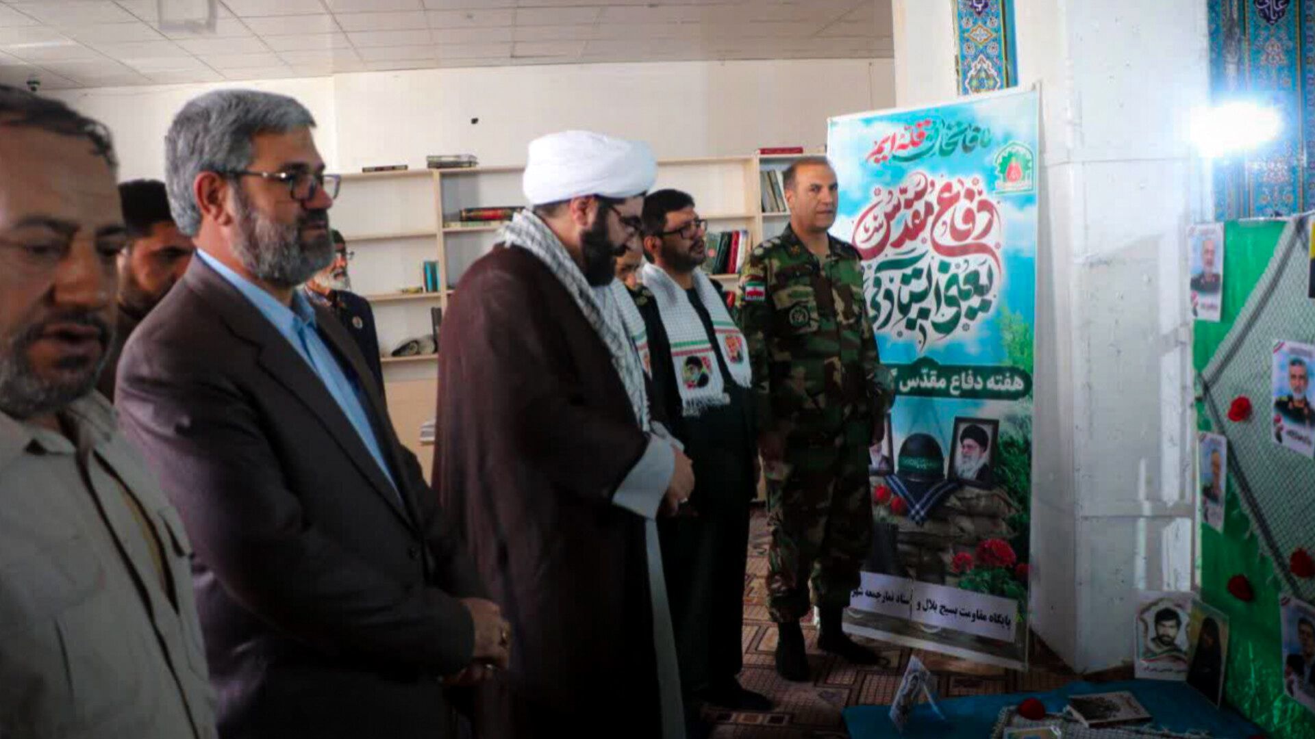 برپایی نمایشگاه دفاع مقدس در مسجد جامع قروه 