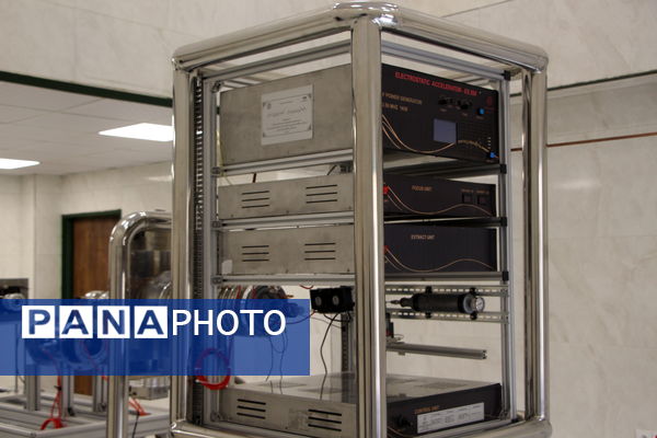 اهدا دستگاه شتابگر الکترونی به دانشگاه یزد