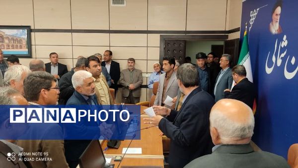 دیدار صمیمی فعالان مذهبی، خیران، مدیران و شوراهای بخش با استاندار خراسان شمالی 
