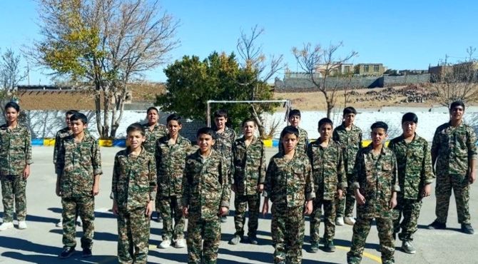 اجرای بی نظیر سرود «طیراً ابابیل» توسط دانش آموزان دبیرستان حسین ناصری شهر نسر