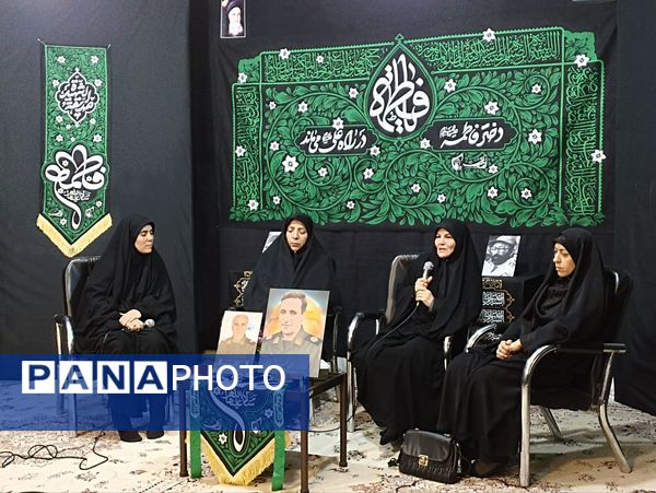 هیات دانش‌آموزی انصارالمهدی در روز تکریم همسران و مادران شهدا