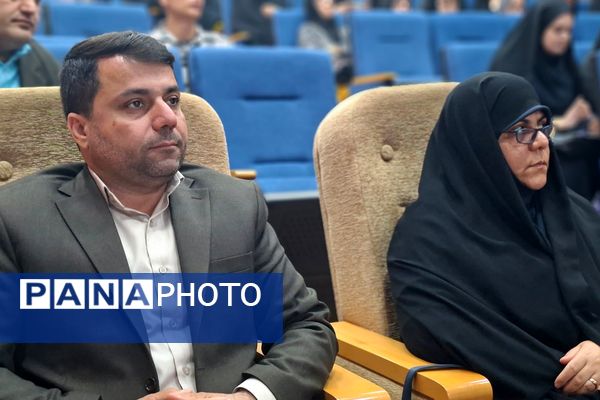 نشست فصلی مدیران شهرستان قرچک