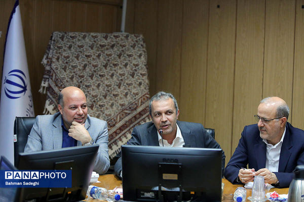 مراسم بدرقه تیم‌های ملی فوتسال دانش‌آموزی پسران و دختران ایران به رقابت‌های جام جهانی