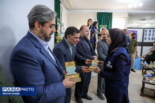 آیین تجلیل از خبرنگاران پانای استان همدان