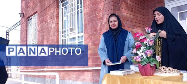 تجلیل از دانش آموزان چادری دبیرستان مادرمهربان خلیل آباد