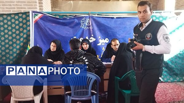 گذری بر حضور ادارات مختلف نیشابور در سومین جمعه آذر ماه 