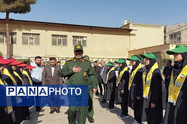 جشن عاطفه‌ها،  تجلی مهربانی دانش‌آموزان کهریزک 