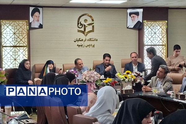 آیین رونمایی از کتاب‌های «نقش ورزش در بلوغ زودرس» و «مدیریت اثربخش در ورزش» در پیشوا