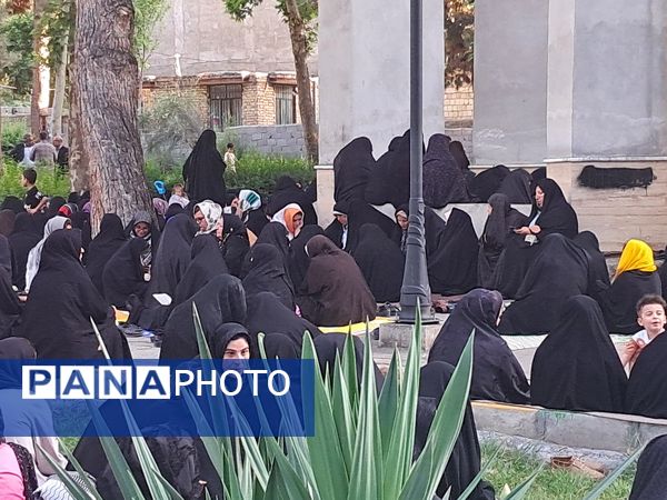 مراسم دعای عرفه درجوار شهدای گمنام پارک وحدت شهرستان آشخانه