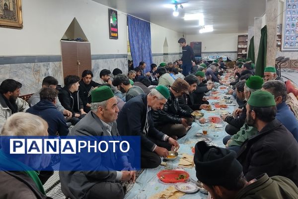 سفره ماه مهمانی خدا در مسجد جامع شهر بار