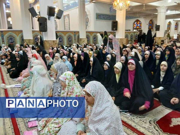 برگزاری آیین اعتکاف در مصلی رشت